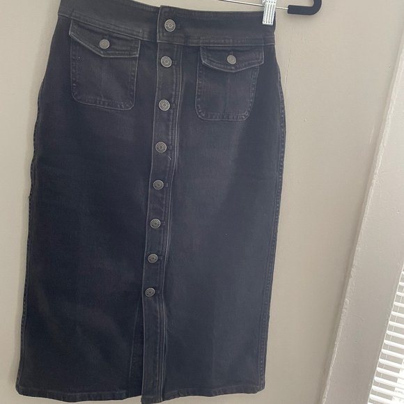 Madewell Denim Button-Front Midi Skirt - Picture 3 of 8